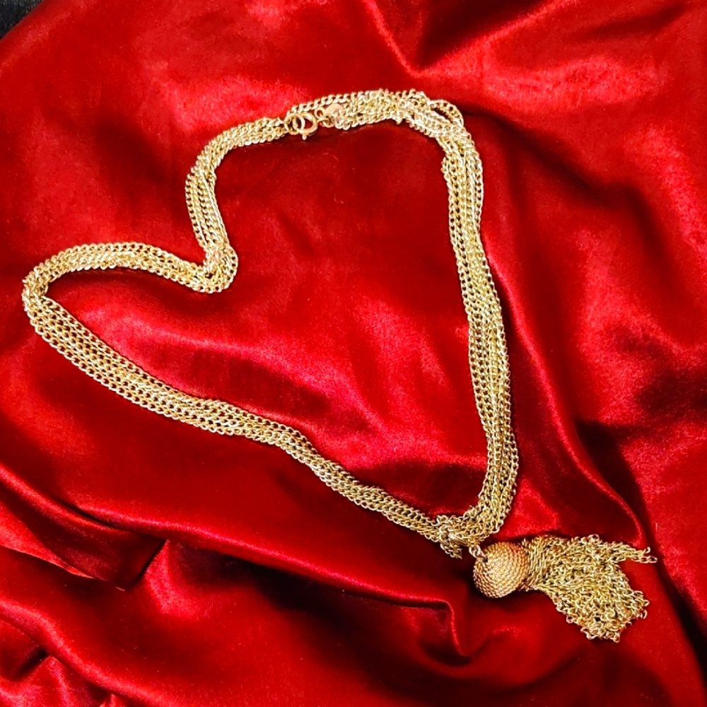 Vintage Sarah Coventry Gold Tone 5 Chain Necklace With Chain Tassel